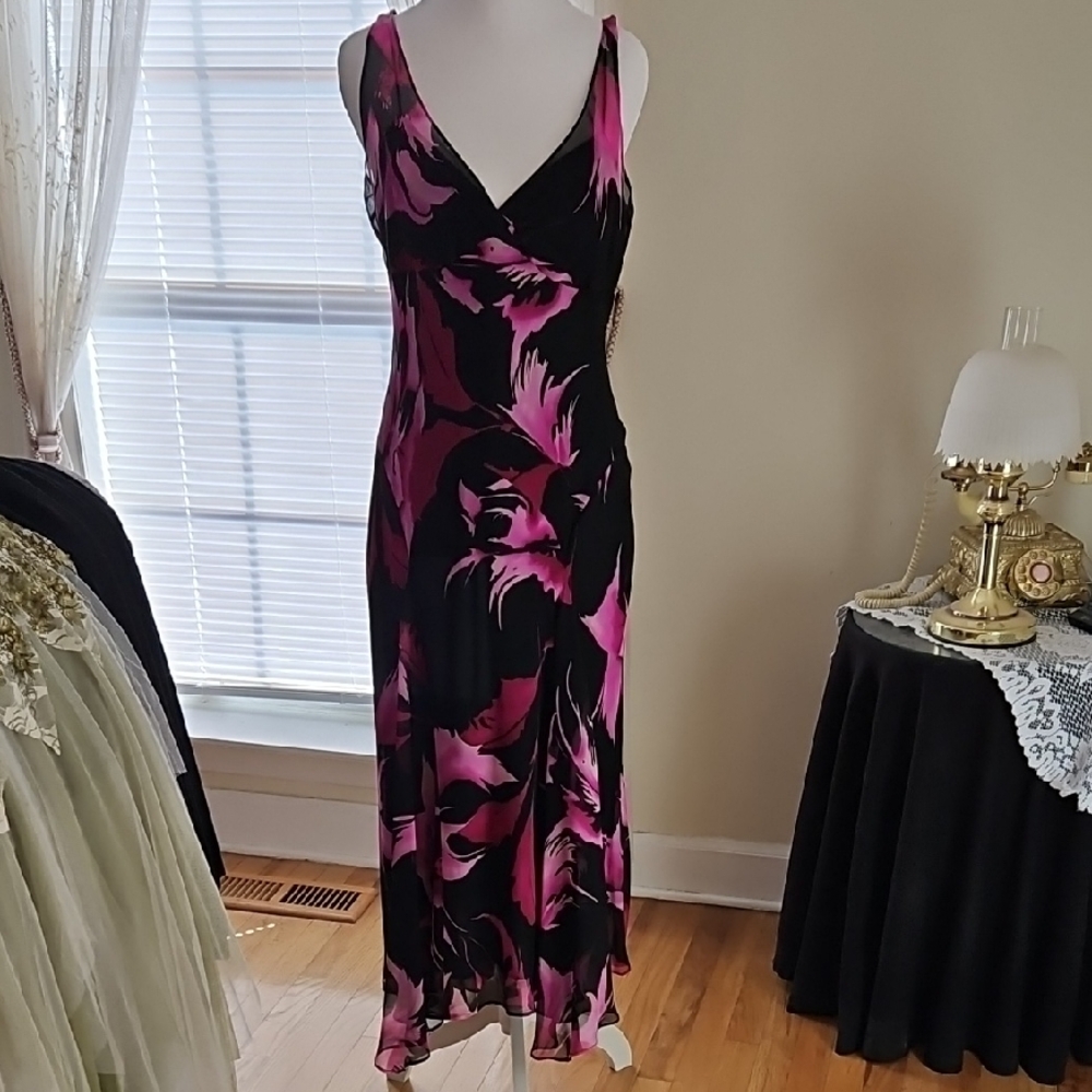 Jones New York Vibrant Pink and Black Maxi Dress
